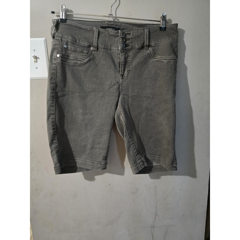 bermuda shorts women Torid Size 14 - Picture 3 of 7